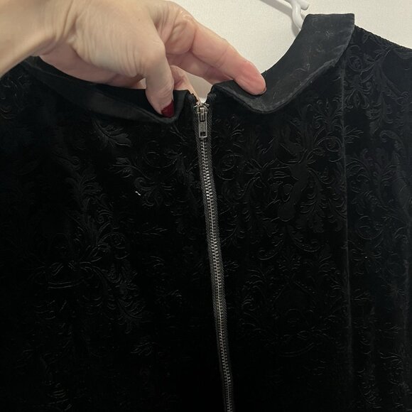 Disney Villains Black Velvet Dress Size 20 Damask Embossed Punk Gothic Grunge - Picture 12 of 15